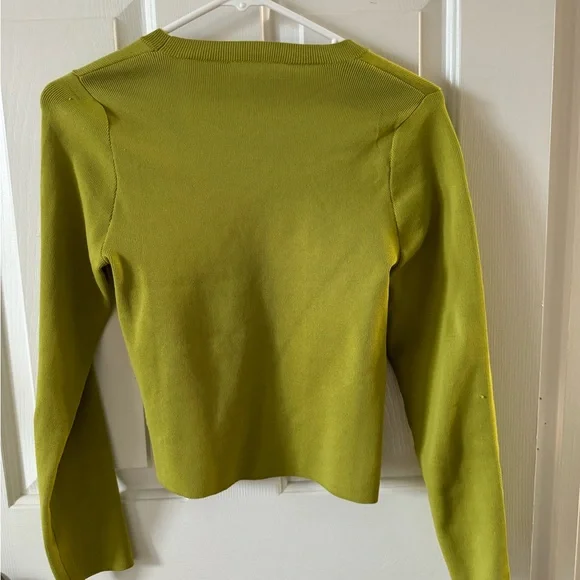 Happily Grey Top. L Apple Green long sleeve cropped NWOT - Picture 1 of 3